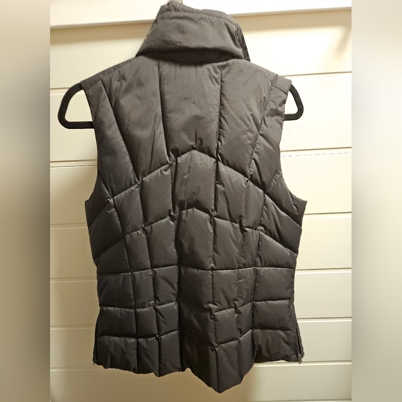 Columbia down double breast puffer vest M medium black - Picture 5 of 10